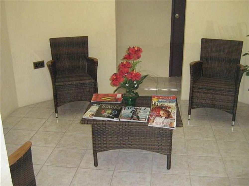 Rich View Hotel Kingstown Bagian luar foto