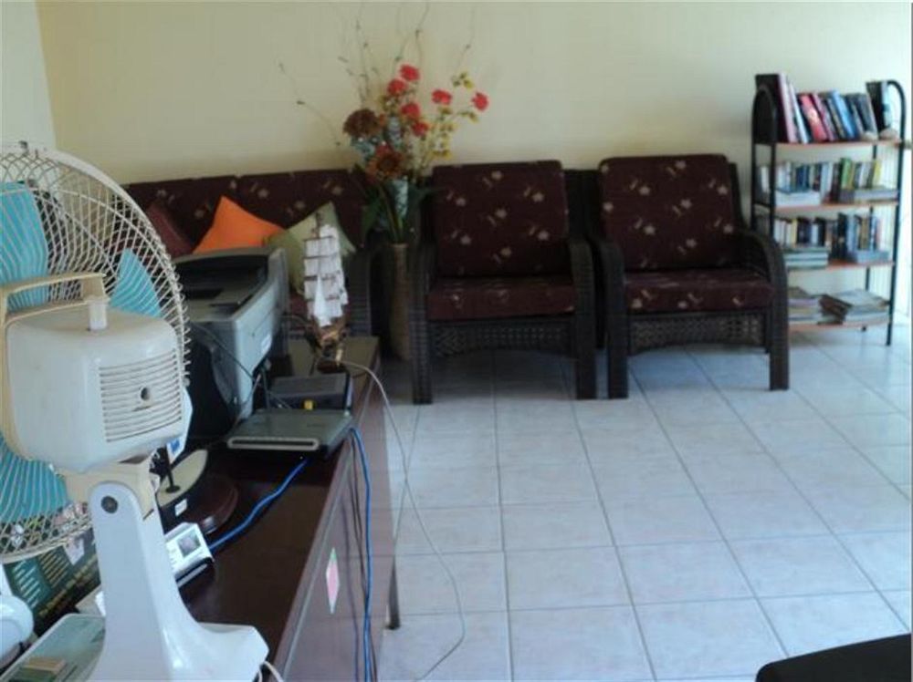 Rich View Hotel Kingstown Bagian luar foto